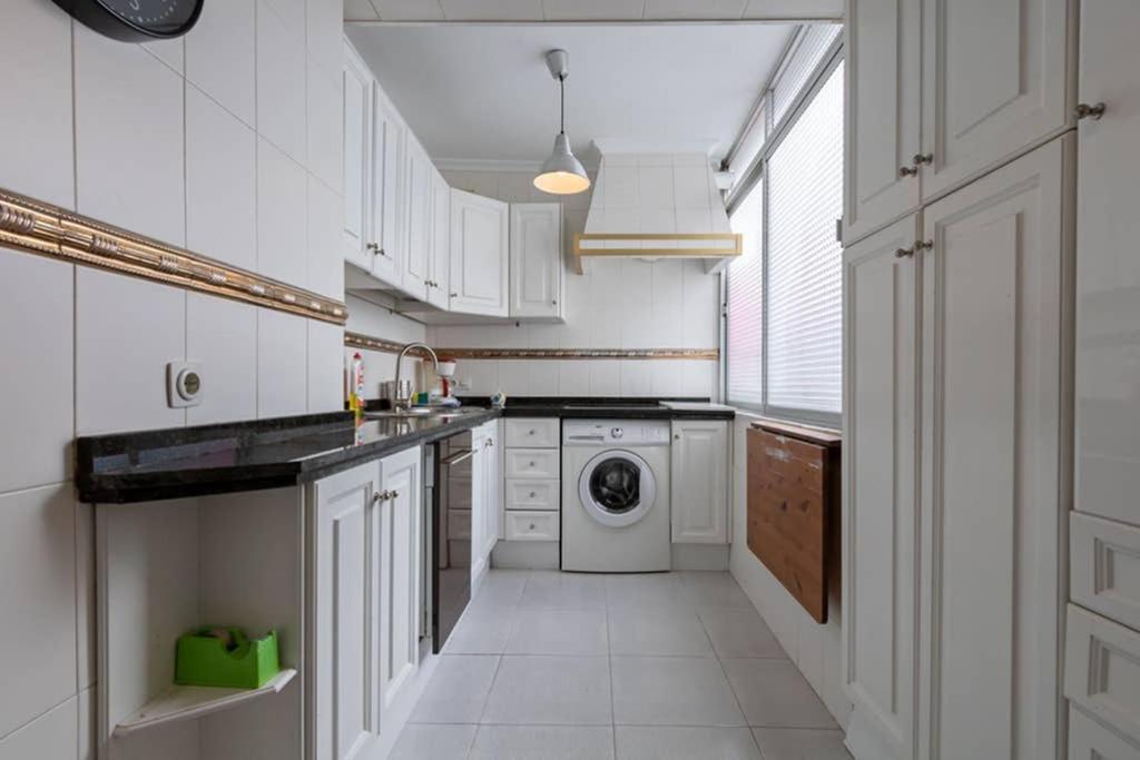 Apartamento Triana Maestro Deluxe Sevilla Exterior foto
